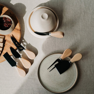 Cheese knife set with wooden handle (6 pieces) - Ost
