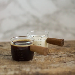 Glass Liquid Dressing Saucer with Wooden Handle