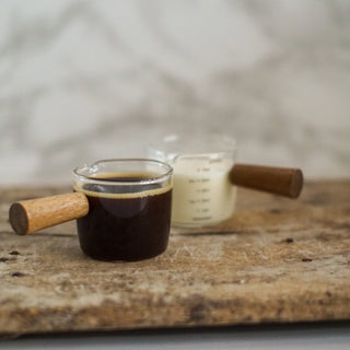 Glass Liquid Dressing Saucer with Wooden Handle