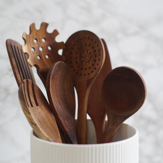 wooden kitchen utensil set