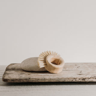 Set Of Three Cleaning Brushes - Yksi