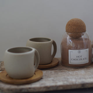 Hot Chocolate and Marshmallow Set with Ceramic Mugs